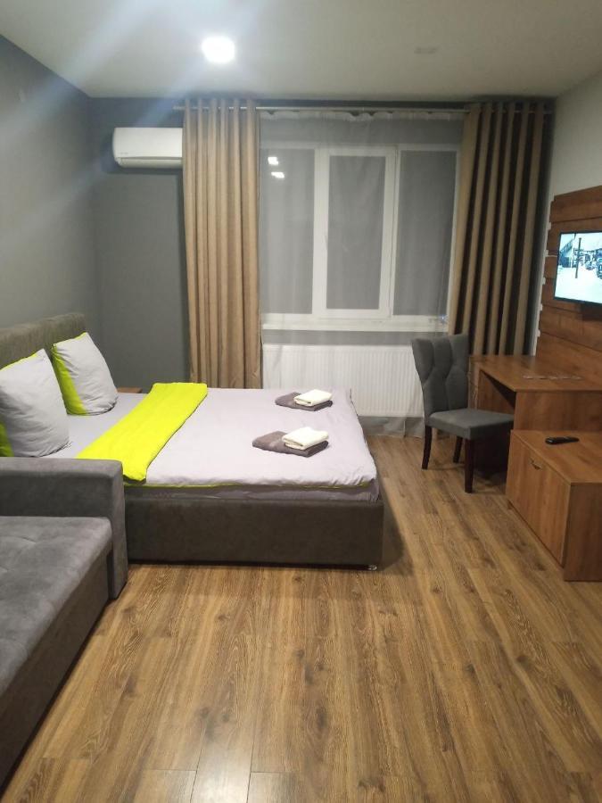 אוזהורוד Apartment Yes 41 מראה חיצוני תמונה