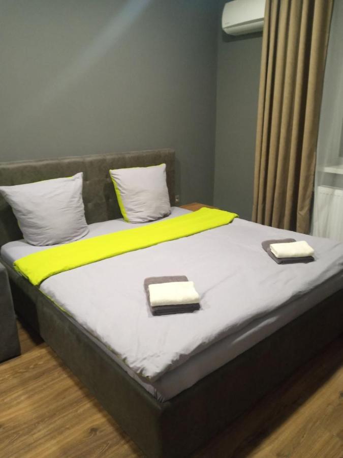 אוזהורוד Apartment Yes 41 מראה חיצוני תמונה