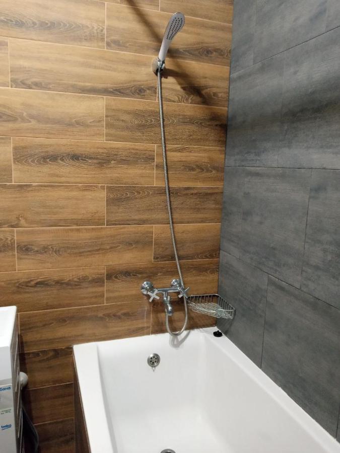 אוזהורוד Apartment Yes 41 מראה חיצוני תמונה