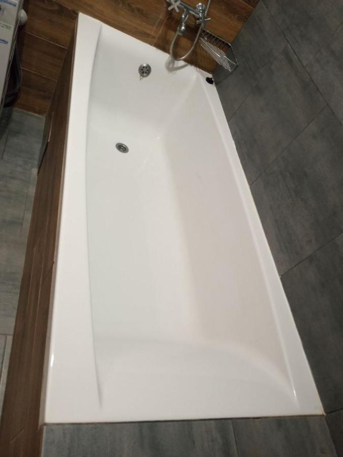 אוזהורוד Apartment Yes 41 מראה חיצוני תמונה