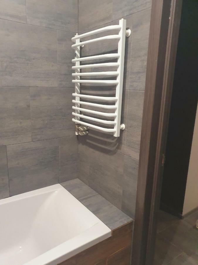 אוזהורוד Apartment Yes 41 מראה חיצוני תמונה